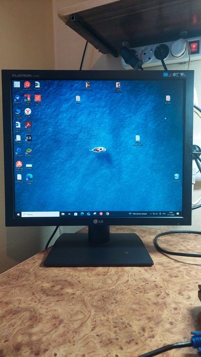 Монитор LG Flatron