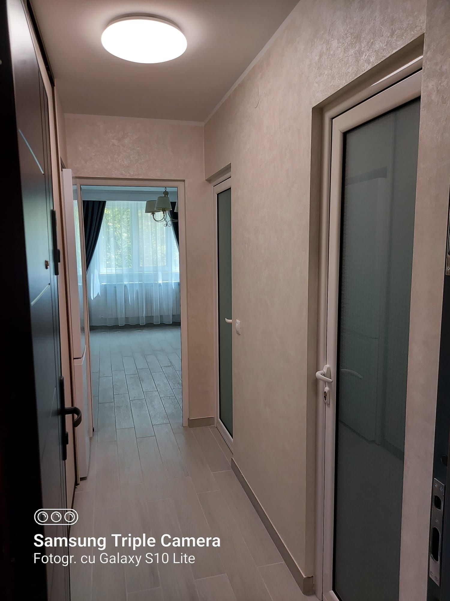 Proprietar închiriez Apartament 1 camera decomandat lux,nou.
