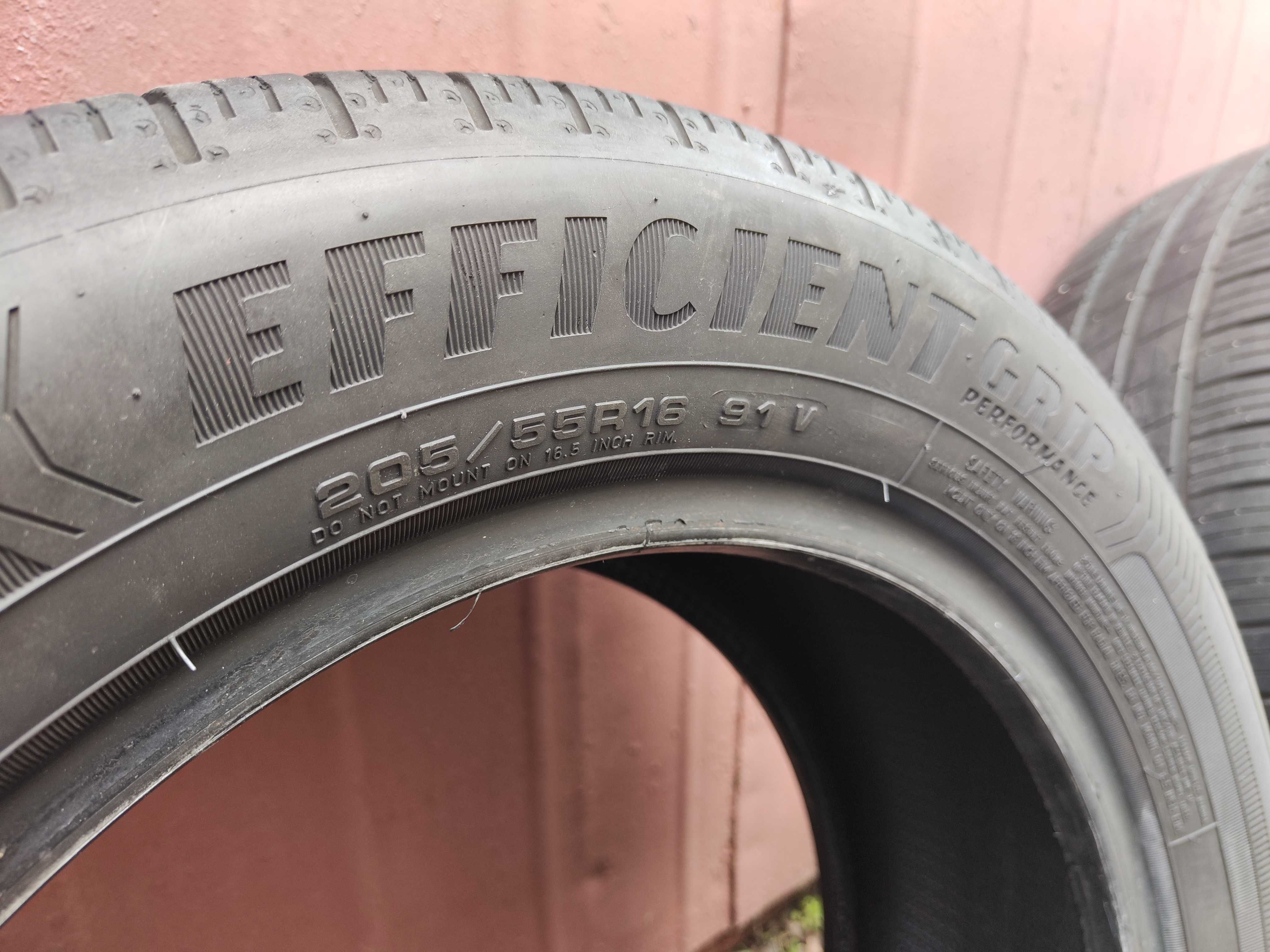 Goodyear EfficientGrip Performance 205/55/R16