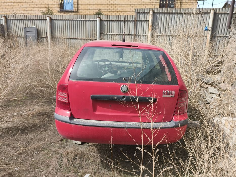 Продам на запчасти Шкода Октавия Тур А4