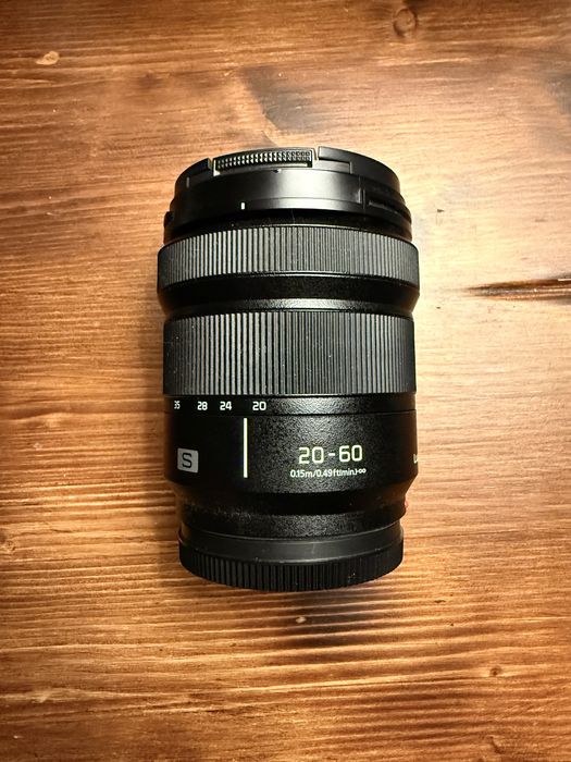 Vand obiectiv Panasonic 20-60