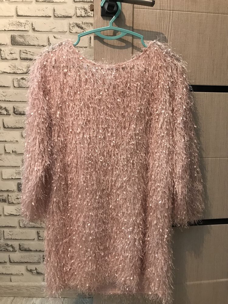 Платье розовое для девушек