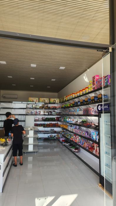 Yangi afto vagzalda shtab gayini yonida qurilgan aftovagzal dukon
 are