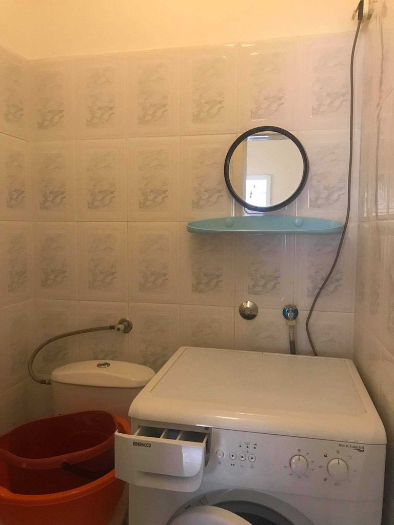Дава се под наем Тристаен апартамент в Бургас, Център - 92 кв.м за 191.25 € - Снимка #6