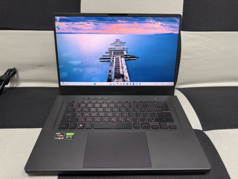 Лаптоп Asus ROG Zephyrus G15,GA503RM *Неразличин от ЧистоНов*