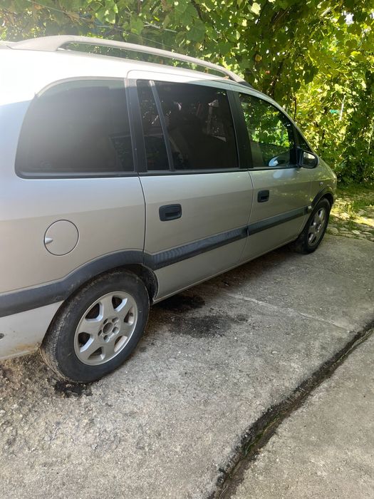 Opel zafira 2001