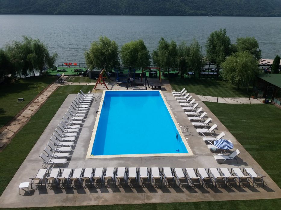 Sezlong piscina hotel pensiune strand (sezlonguri aluminiu textilena)