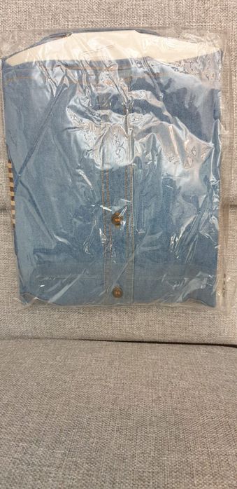 Vând cămăși denim unisex copii 6-14 ani