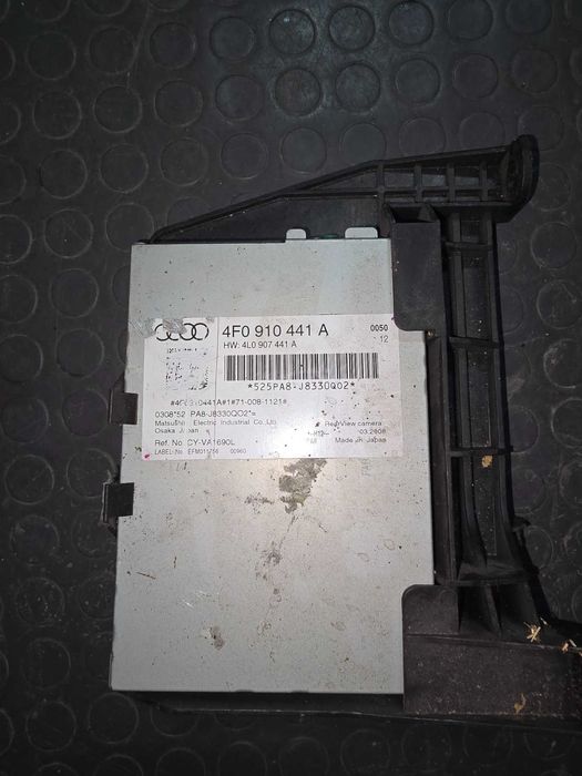 Продаваме модул за камера за Audi A6 4F Facelift