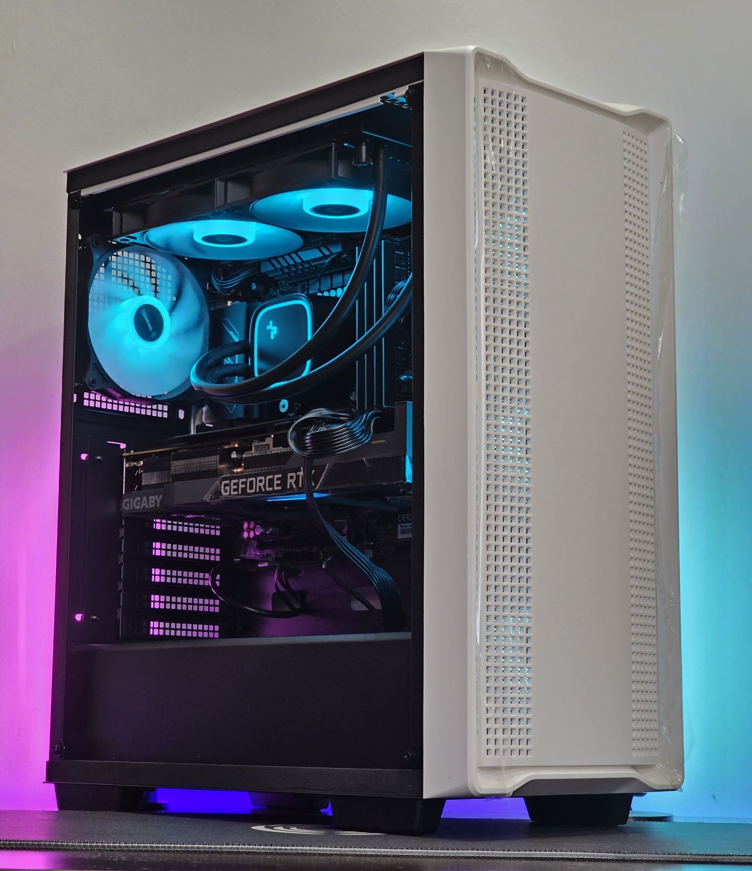 Ryzen 7-7800X3D/RTX 5070 12GB/RAM 32GB/SSD 1TB/Чисто Нов+Гаранция!