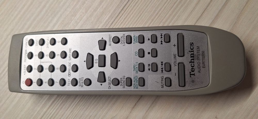Telecomanda originala Technics si Nakamichi