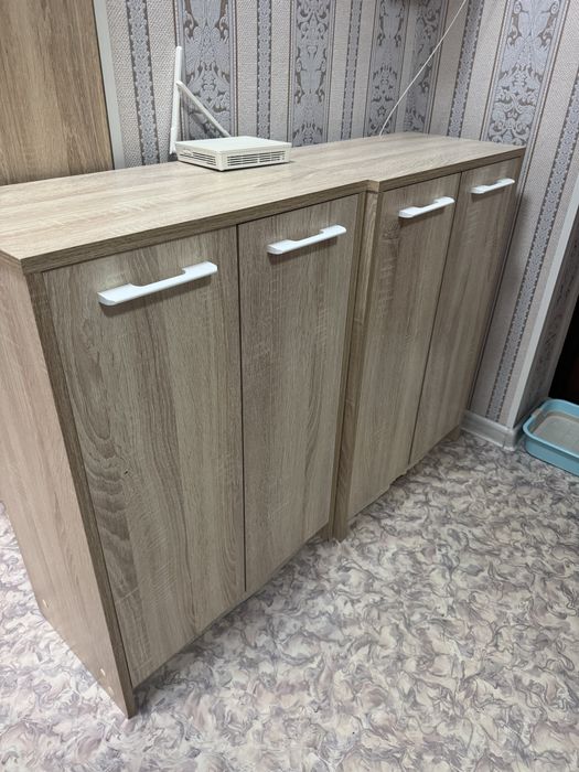 Продам обувницу