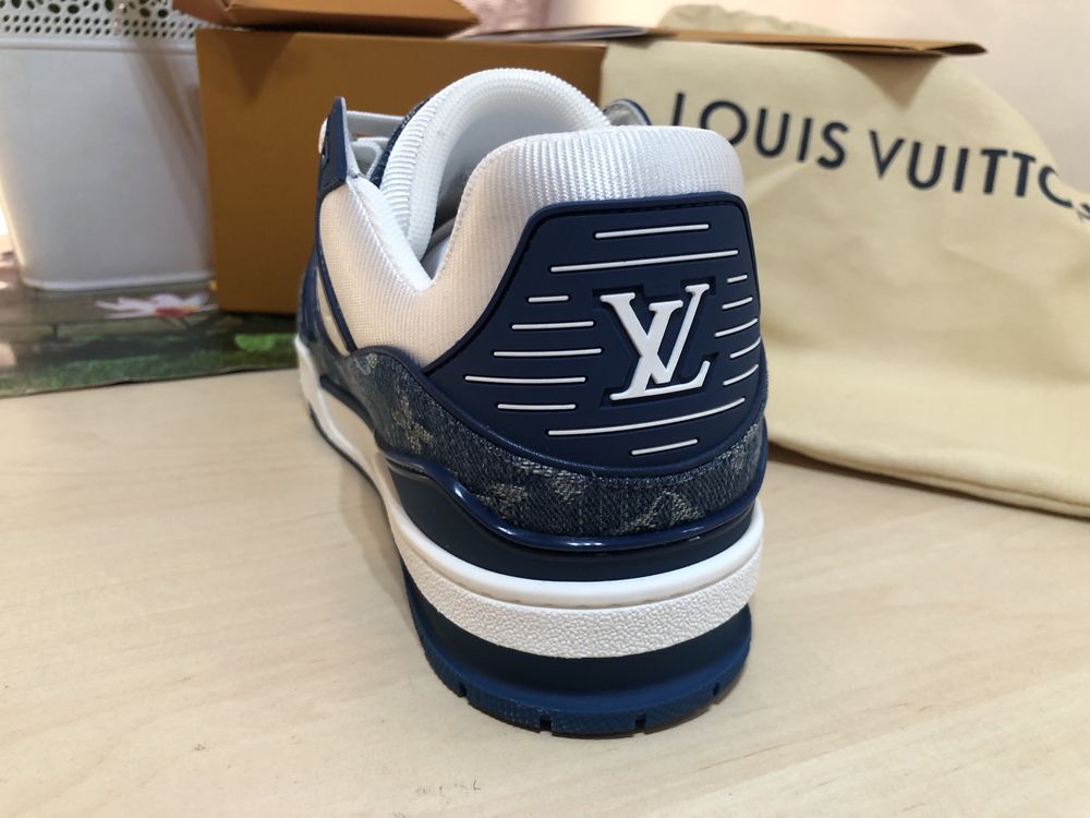 Adidasi Louis Vuitton Premium