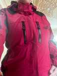 Продавам две туристически якета jack wolfskin и Helly Henson
