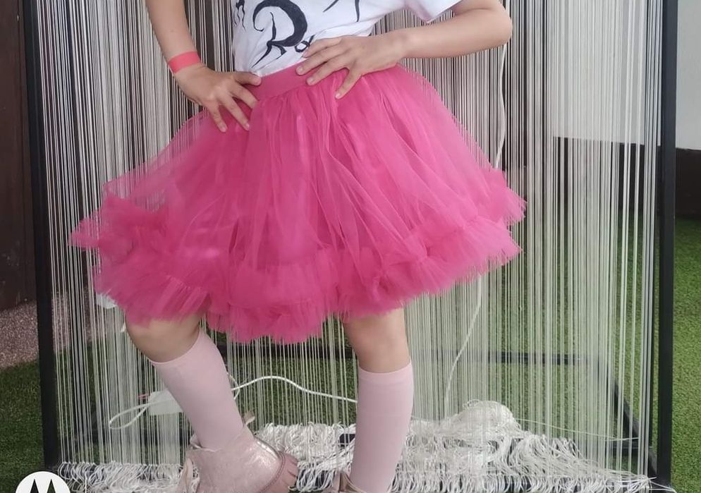 Fustă tiul cu mai multe straturi