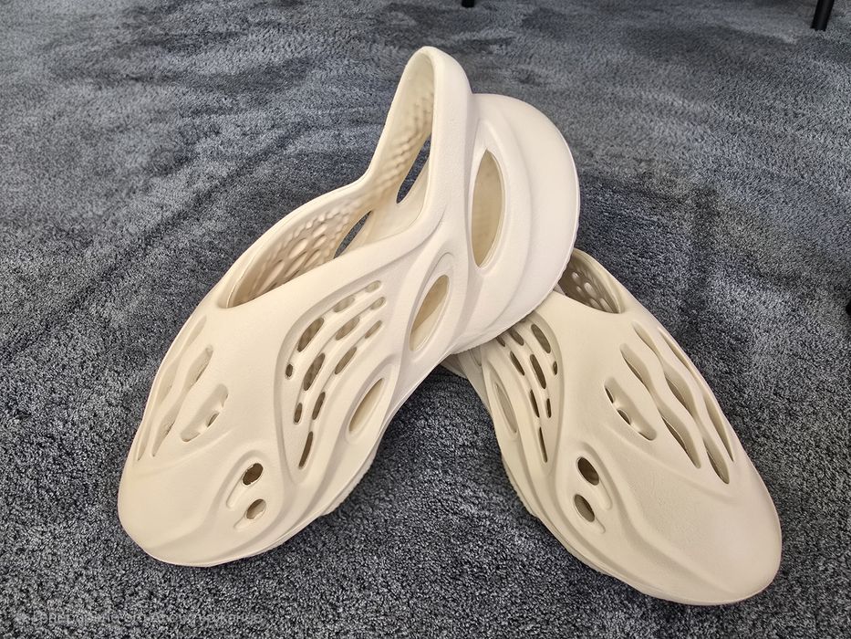 Adidas Yeerzy Foam Runner Sand