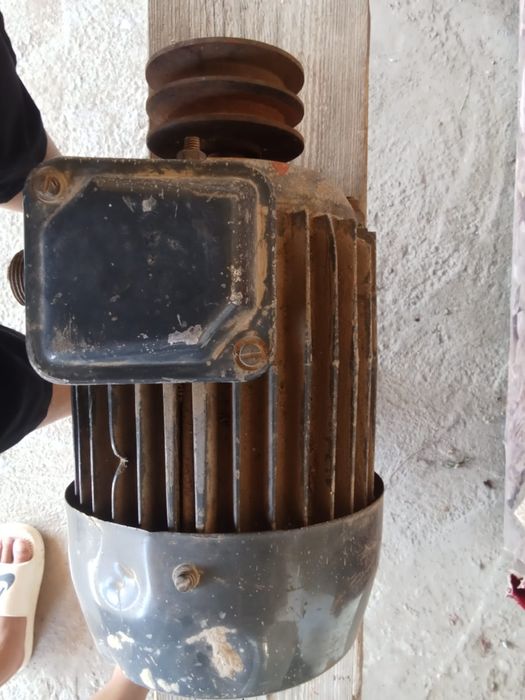 Продам срочна движок