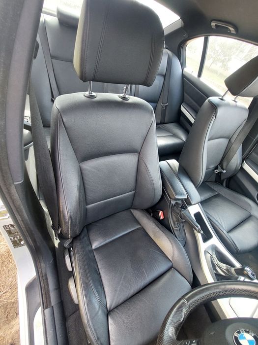 Бмв е90 325и bmw e90 325i седалки