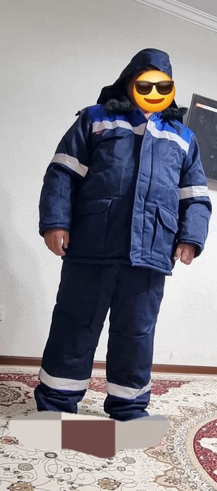 Продам зимнию спецодежду