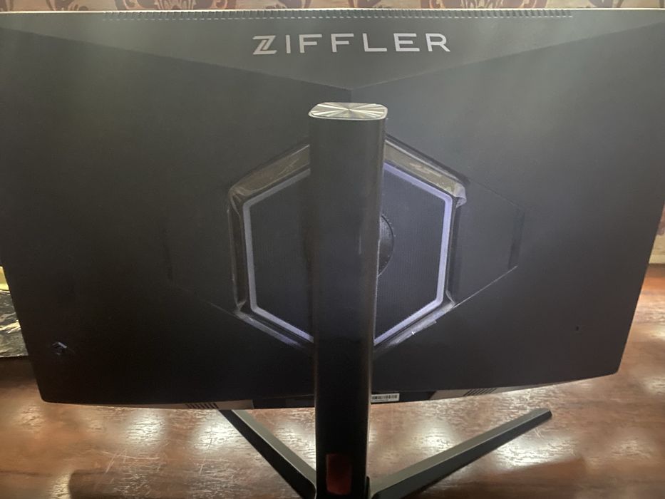 ZIFFLER 27 G180 монитор