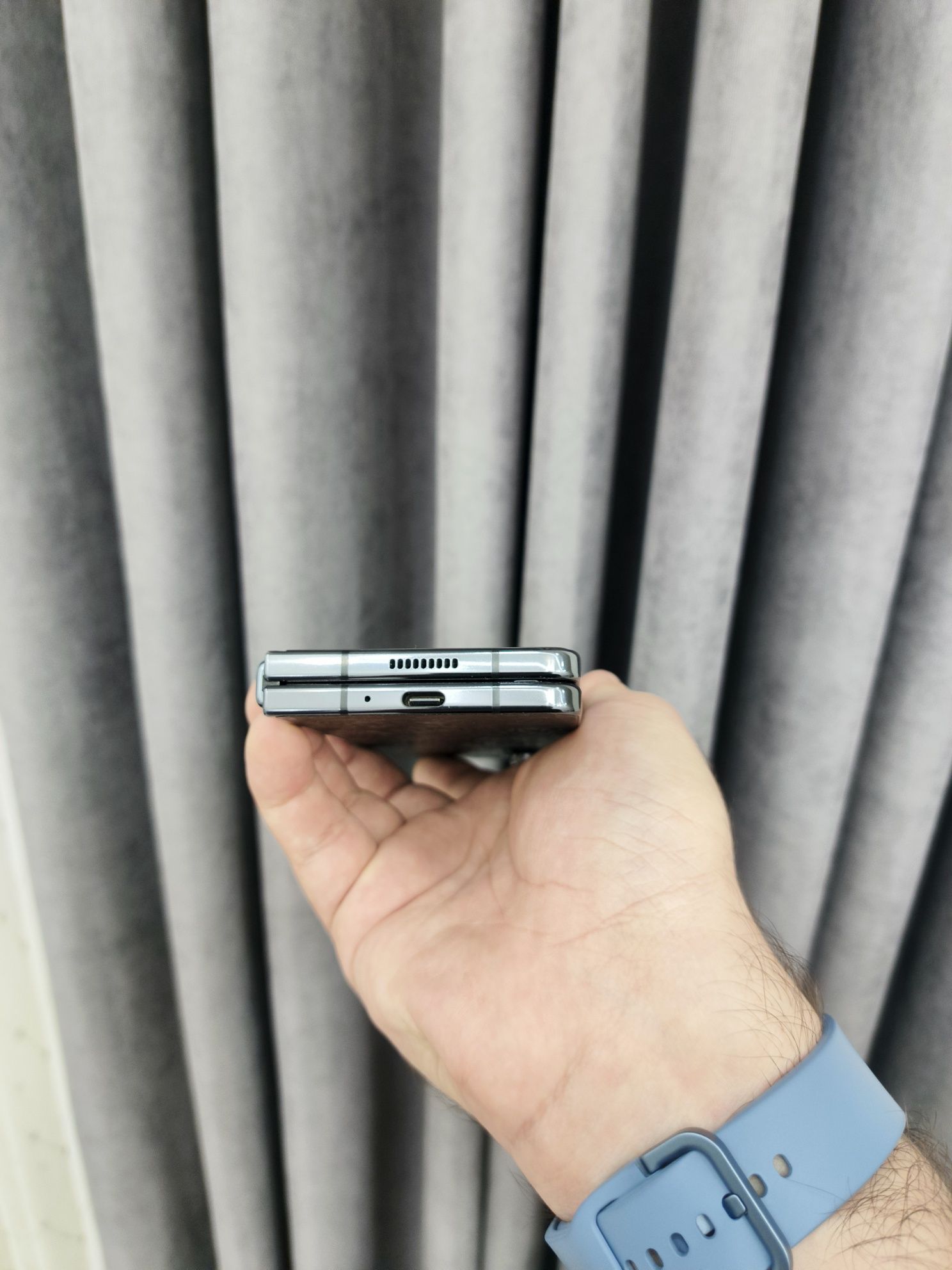 Samsung galaxy z fold 5