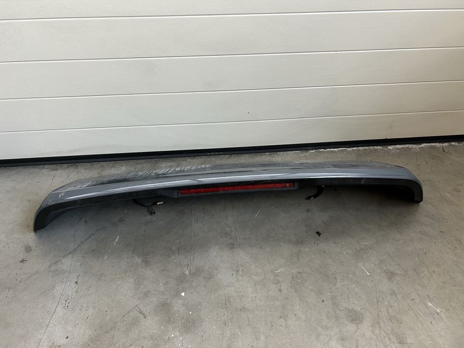 Volvo XC40 2023 - стъкло,крило,парктроник