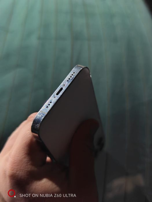 Iphone 12 pro ,,nu are nicio problem arata canou