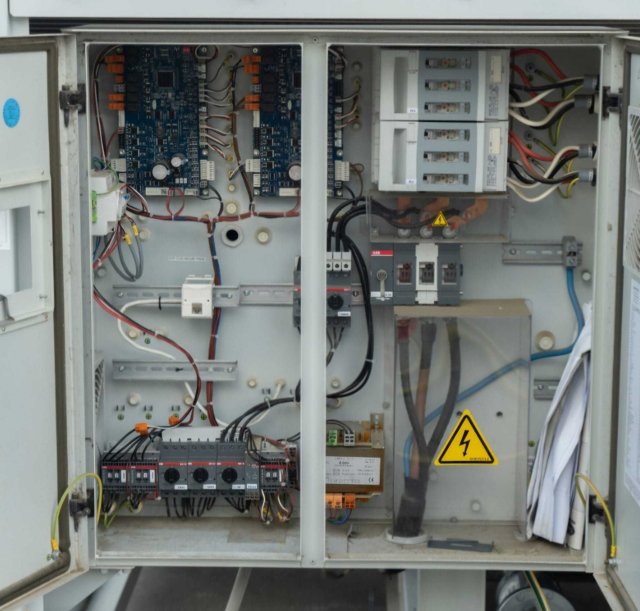 Vand / Inchiriez Chiller CARRIER 260KW