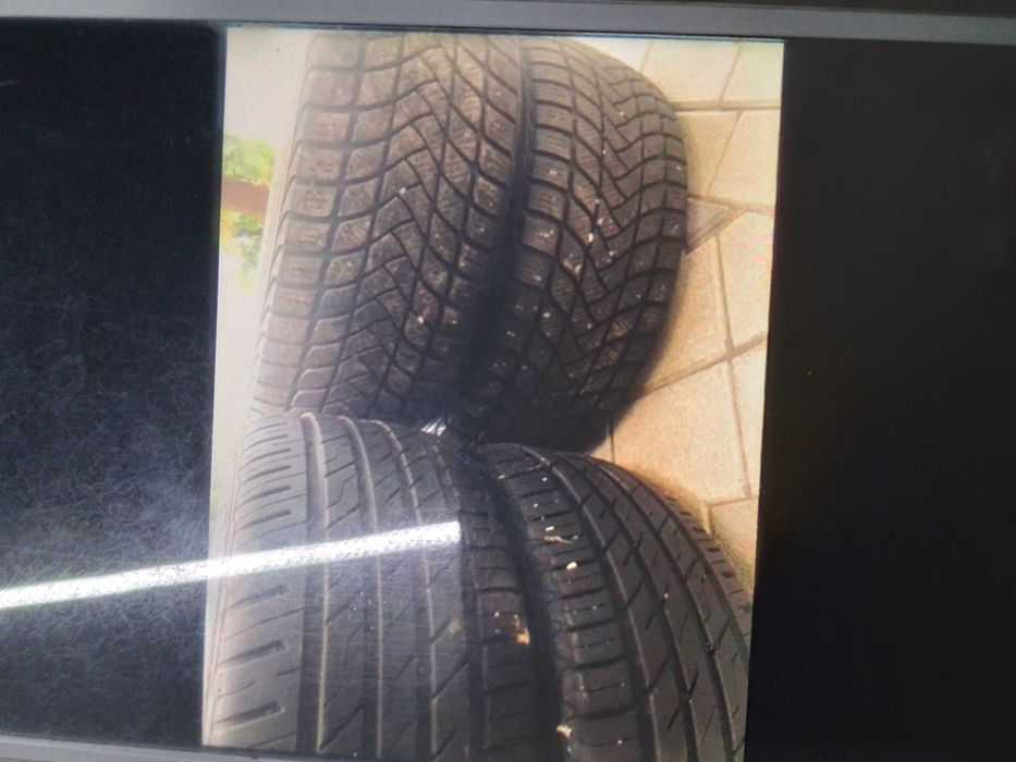 Anvelope auto rulate