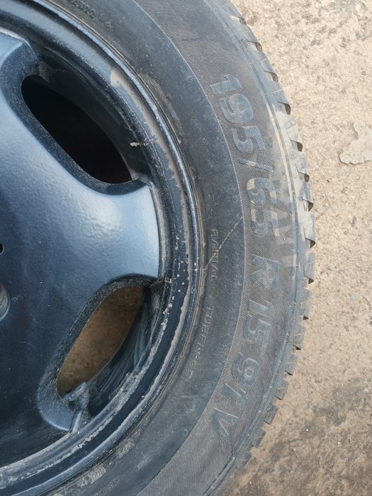 Гуми с джанти 195 65 15 Мерцедес