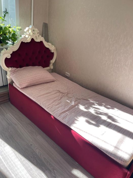 Продам кровать односпалка