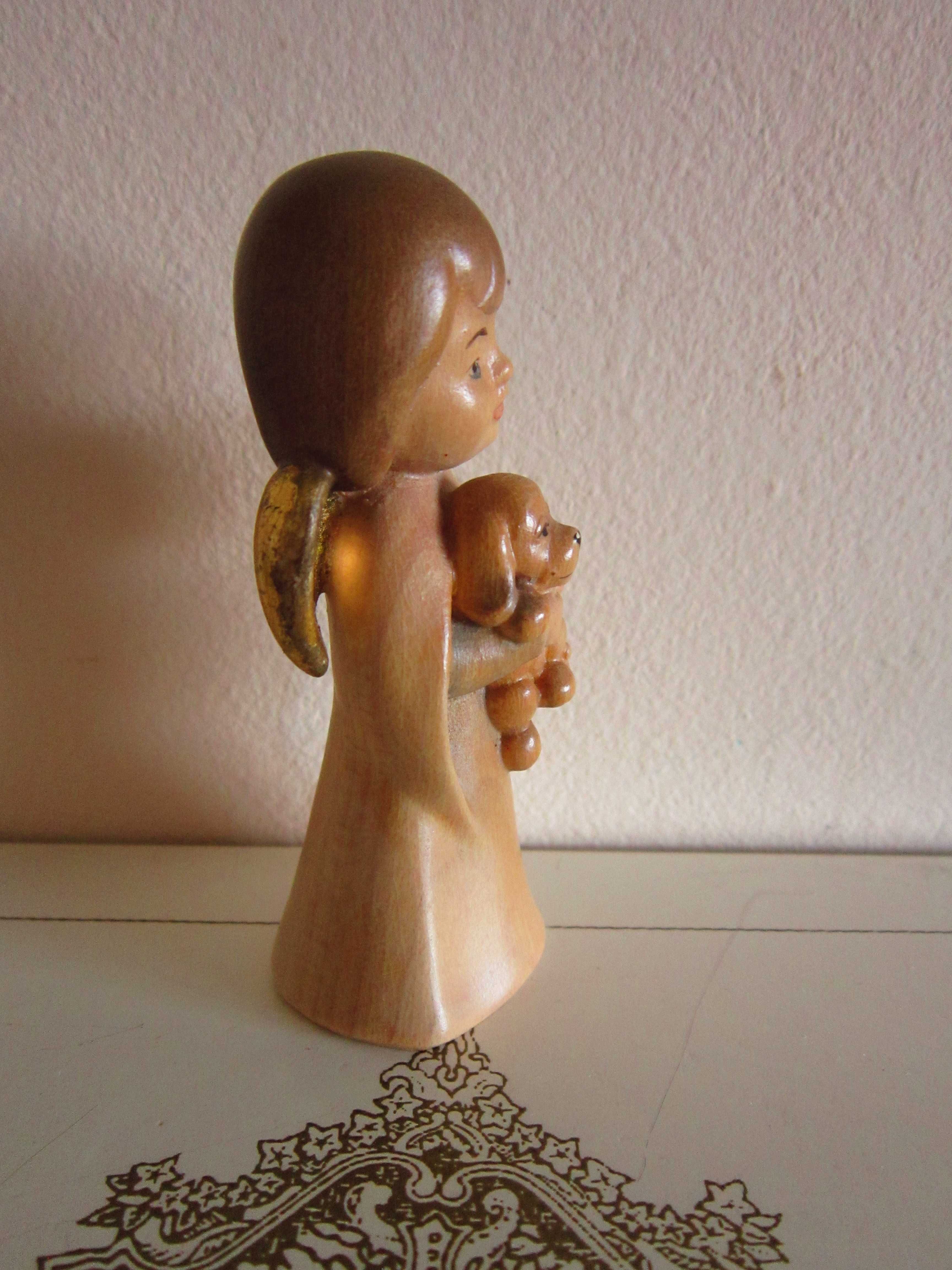 cadou rar Inger cu cățeluș sculptura mica lemn Germany'80