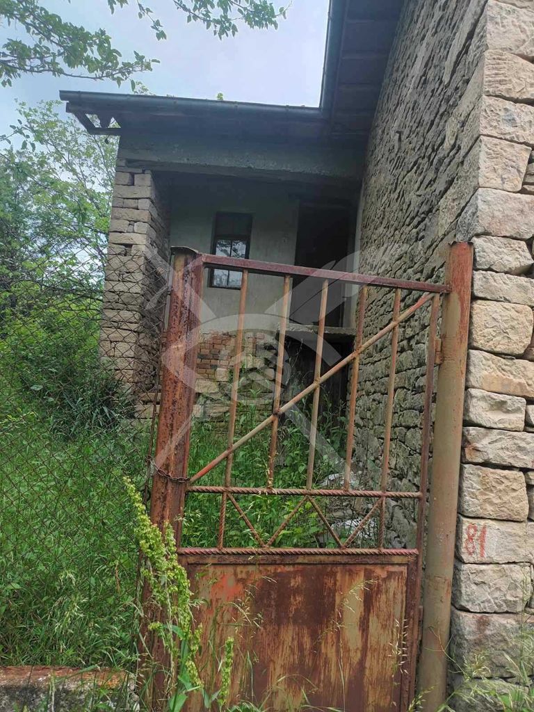 Продава се Къща в с. Есен, Област Бургас - 100 кв.м за 150 €/кв.м - Снимка #4