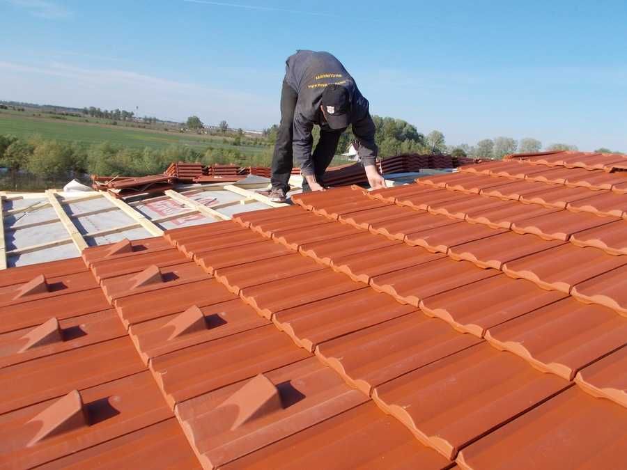 Realizam acoperisuri in mai multe ape–calitate garantata