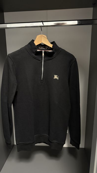 Burrberry quater zip