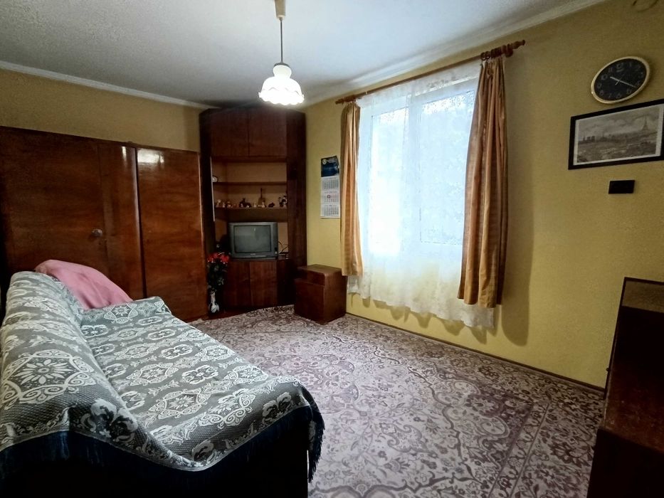 Монолитна къща в с. Жълтеш