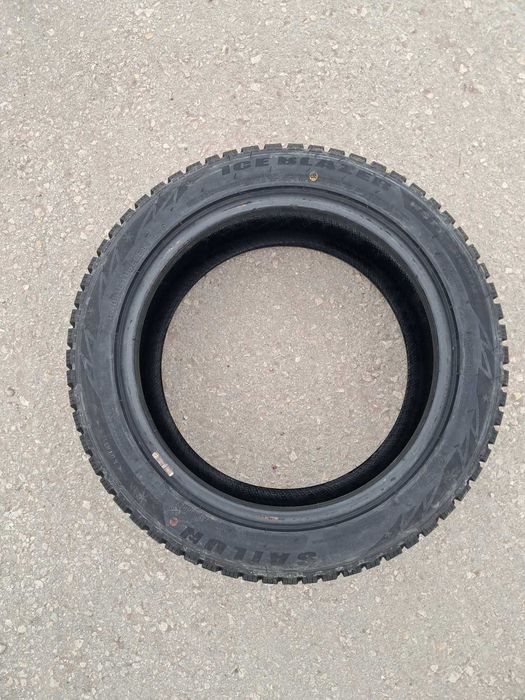 зимна гума SAILUN ICE 205/50 R16.