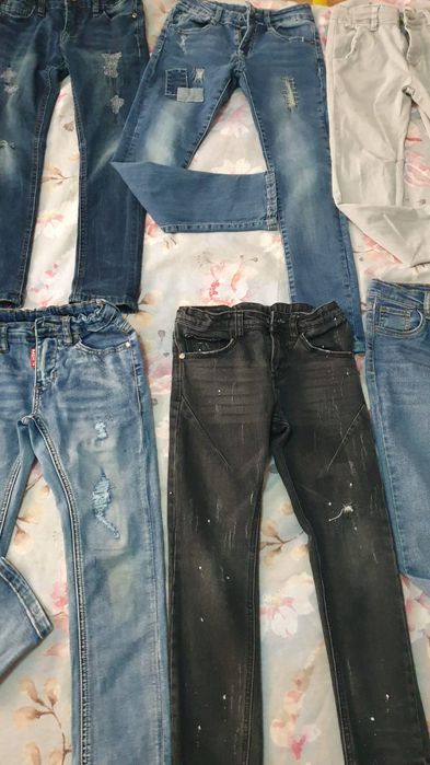 Lot blugi băiat 7-8 ani