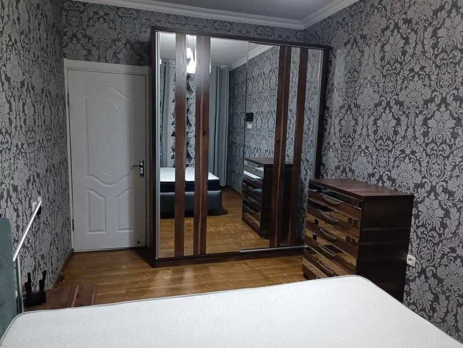 Беруний 4 хона 99,000 уе