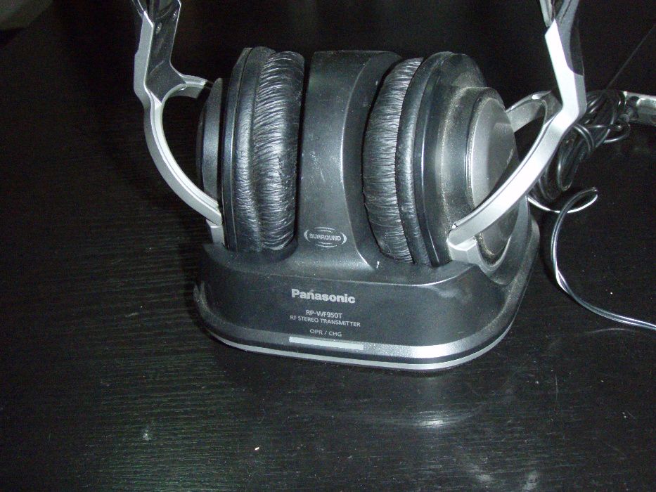 Casti wireless fara fir cu surround Panasonic RP-WF950