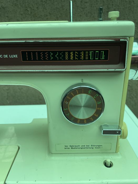 Masina de cusut privileg super automatic de luxe