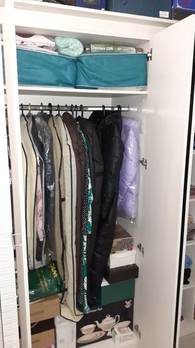 Шифоньер в отличном состояние