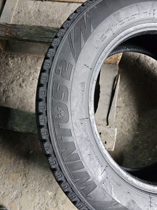 2 anvelope iarna 205 65 16C Lassa 2021