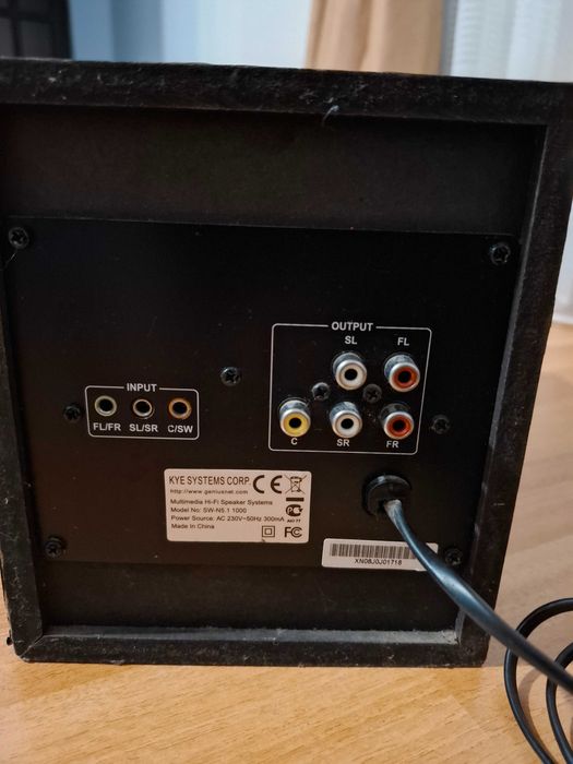 Vand sistem sunet 5.1 Genius 25w subwoofer+5 sateliti