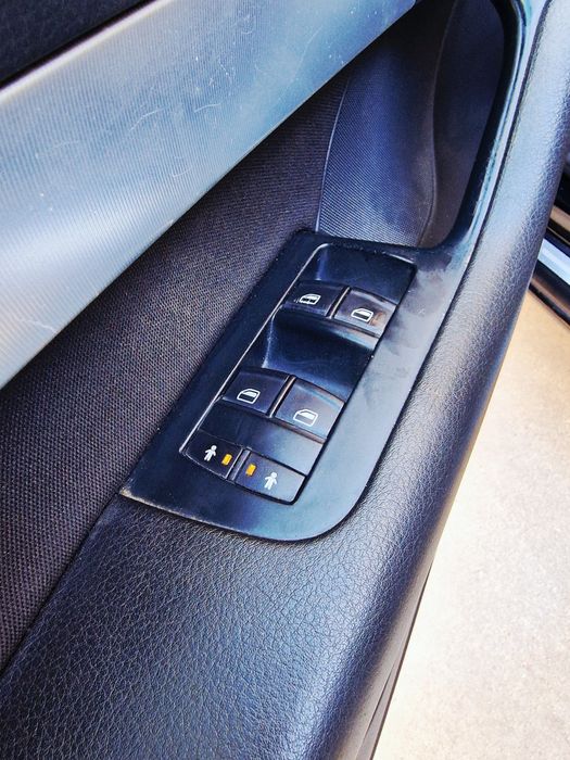 Audi A6 C6 2.0 TDi 170cp - Cutie Multitronic