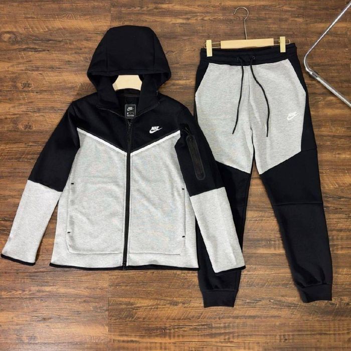 Tech fleece kzzzz