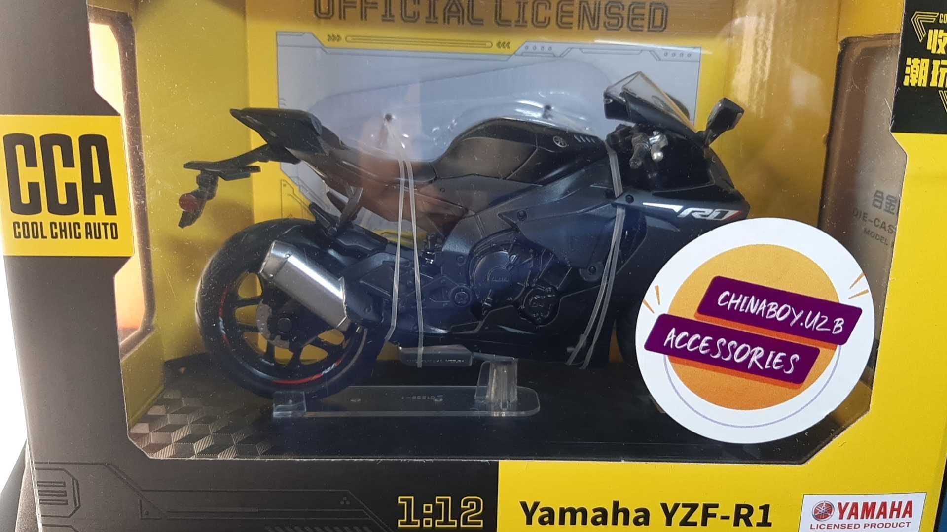 Yamaha R1 dekarativniy