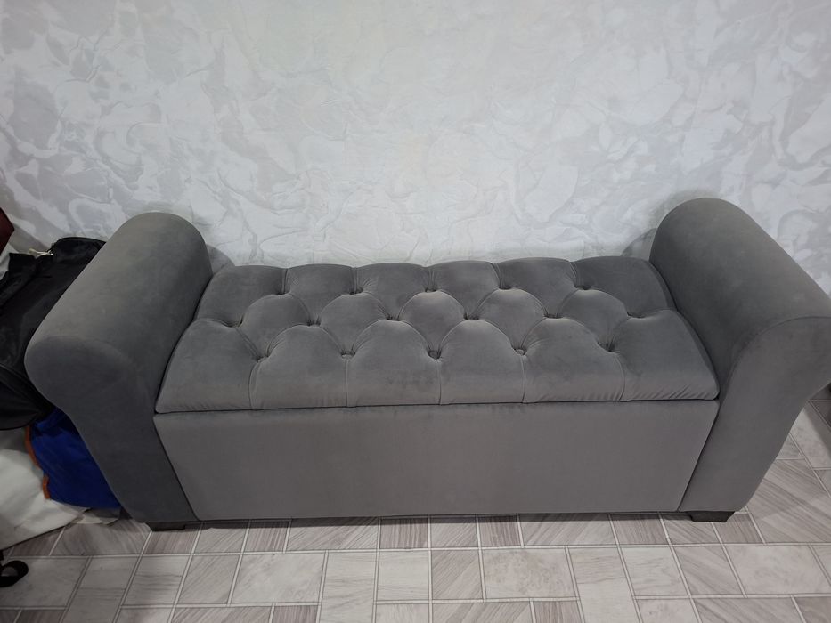 Продам банкетку.