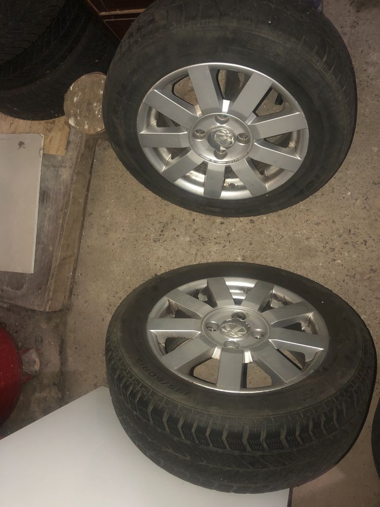 vând jante ford R15