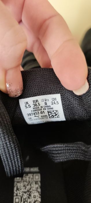 Велурени спортни обувки Puma Karmen II